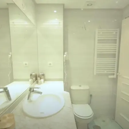 Unique With Rooftop Pool & Amazing Views Apartament