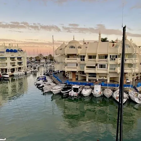 Unique With Rooftop Pool & Amazing Views Apartament